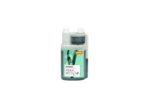 Huile moteur deux temps HP Super, 1 l (pour 50 l de carburant), doseur